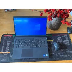 Dell Inspiron 15 3520 - i7 Th 12