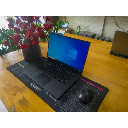 Laptop Dell XPS 15 7590 | Core i7-9750H, RAM 16GB, SSD 512GB, 15.6 inch FHD, GTX 1650 4GB