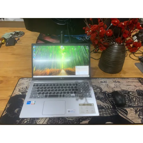 ASUS Vivobook 15 X1500E i5 Th 11