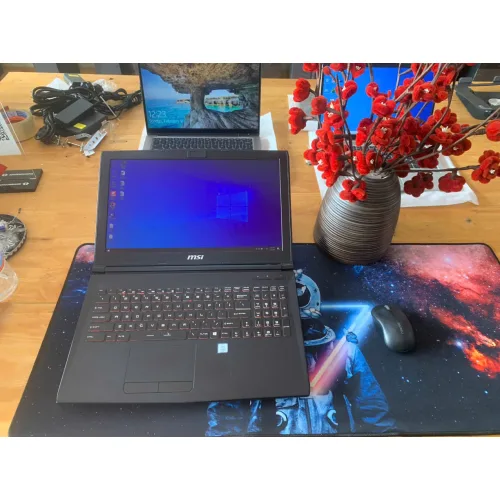 MSI GL62M 7RDX i7 7700HQ