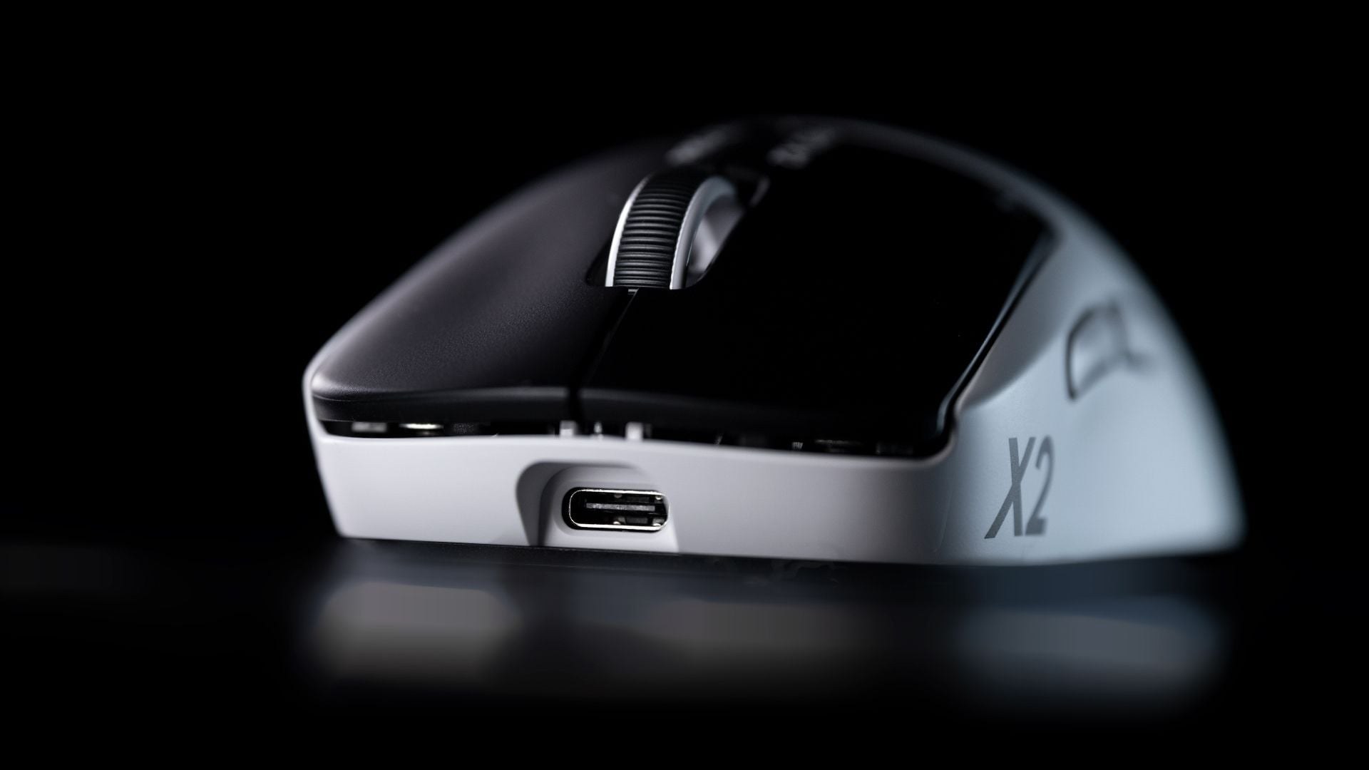 Chuột gaming Logitech PRO X2 SUPERSTRIKE Wireless - Pin 90 giờ và sạc USB-C